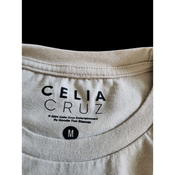 CELIA CRUZ Queen of Salsa Unisex Graphic Tee Medium Beige Latin Music Icon Merch - Picture 2 of 7